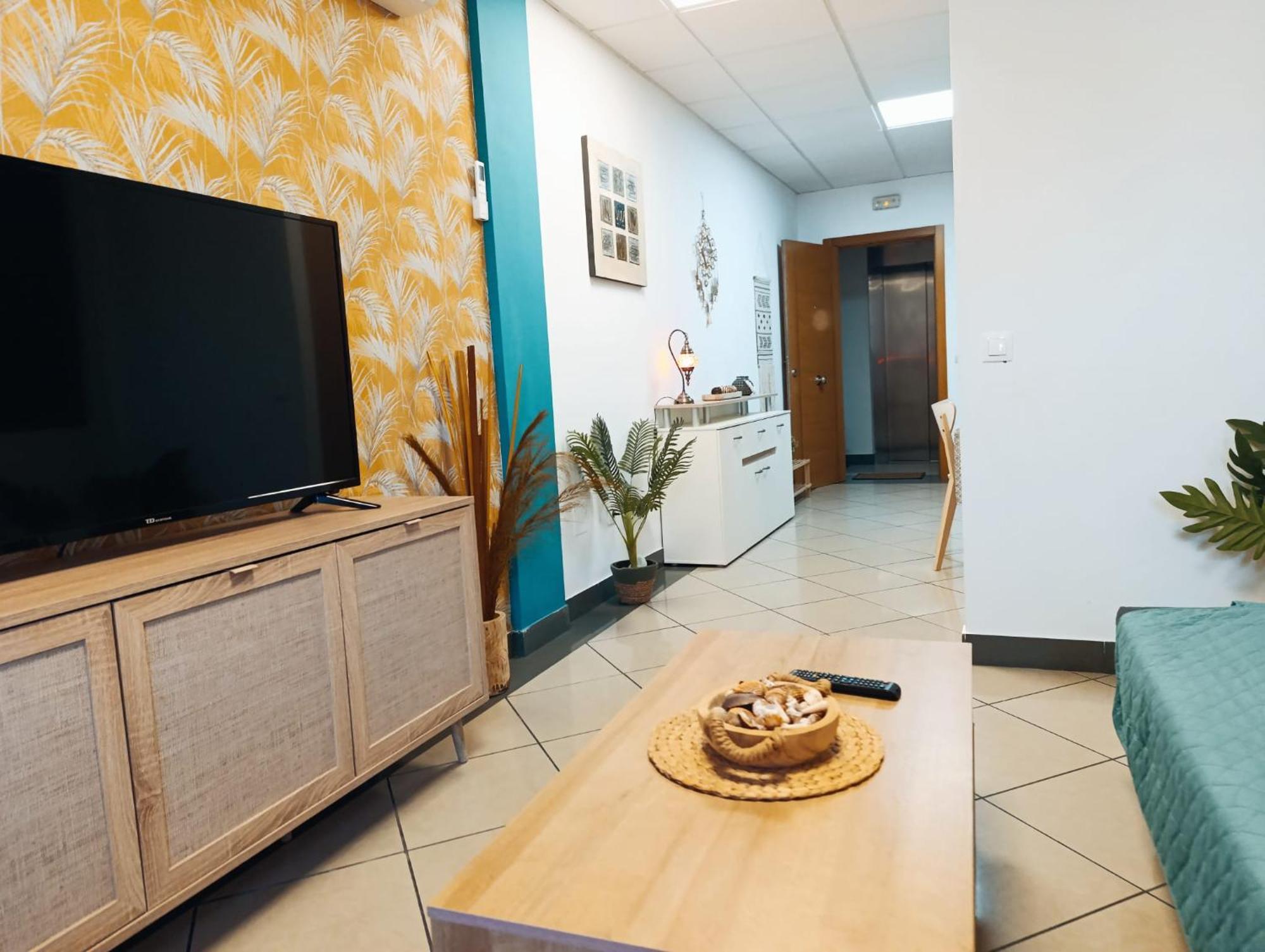 Apartamento El Dorado Cerca Del Mar Málaga Eksteriør bilde